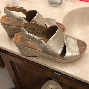 Gold wedge sandals